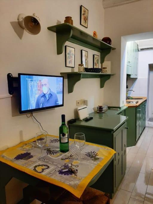 Apartment Giardino Segreto A Trastevere! - La Dolce Vita Rom